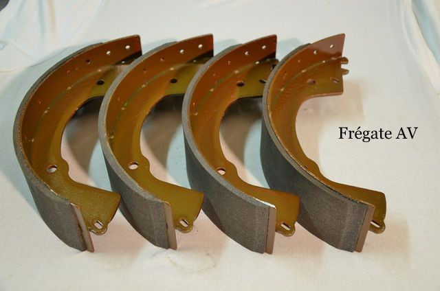 Jeu 4 mâchoires AV (échange standard) Renault Fregate